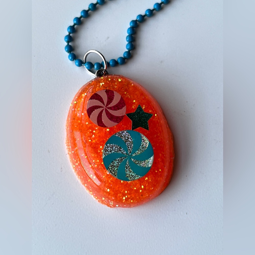 Resin Orange Glitter Pendant Necklace